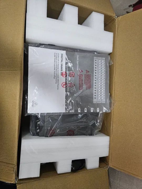 Behringer S32 - Interface de Áudio 32 Canais - Foto 2