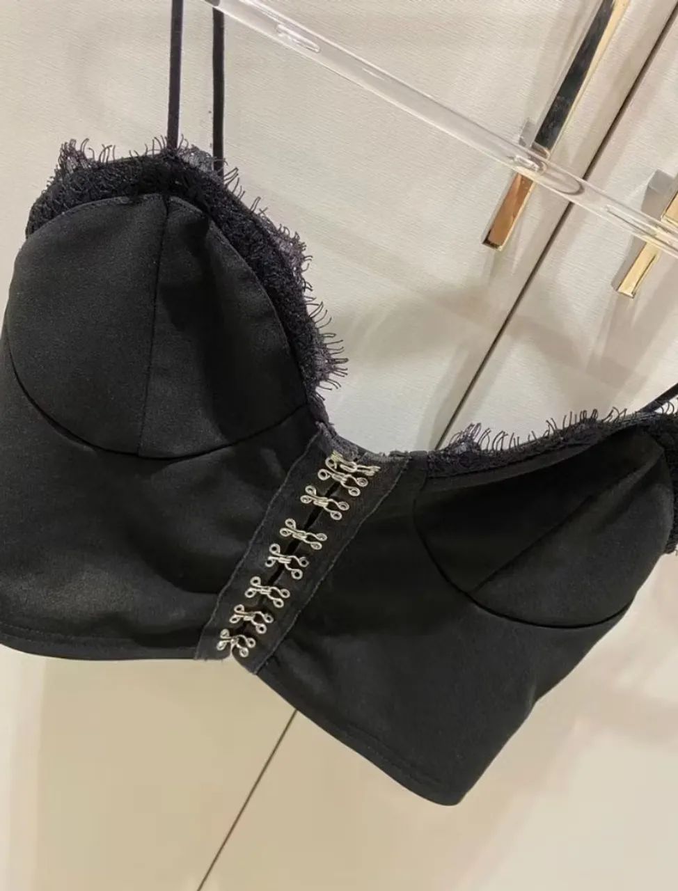 cropped corset preto gótico  - Foto 2