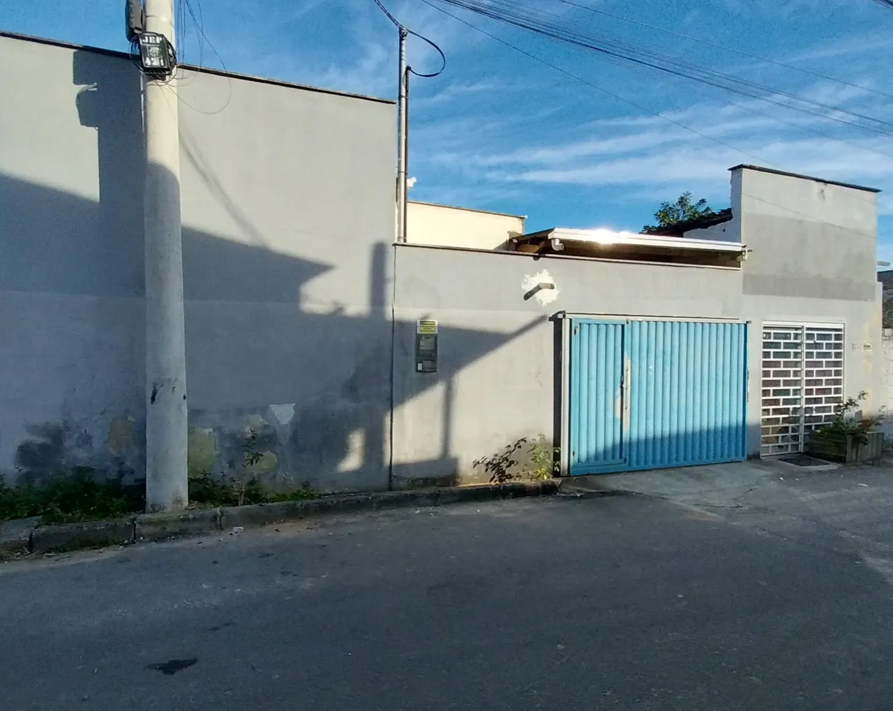 Vendo casa com ponto comercial