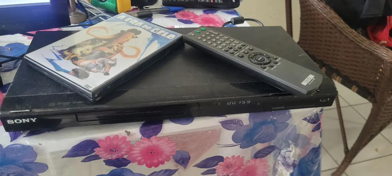 DVD Player Sony com Controle Remoto e DVD
