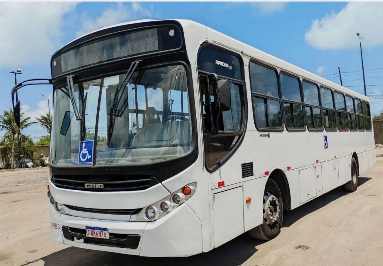 Ônibus 2013/2014 1721 MB