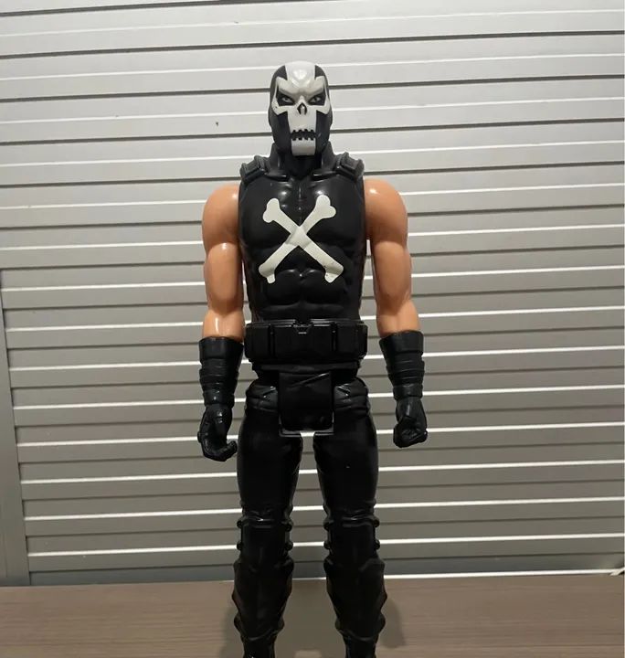Boneco Crossbones Marvel Legends
