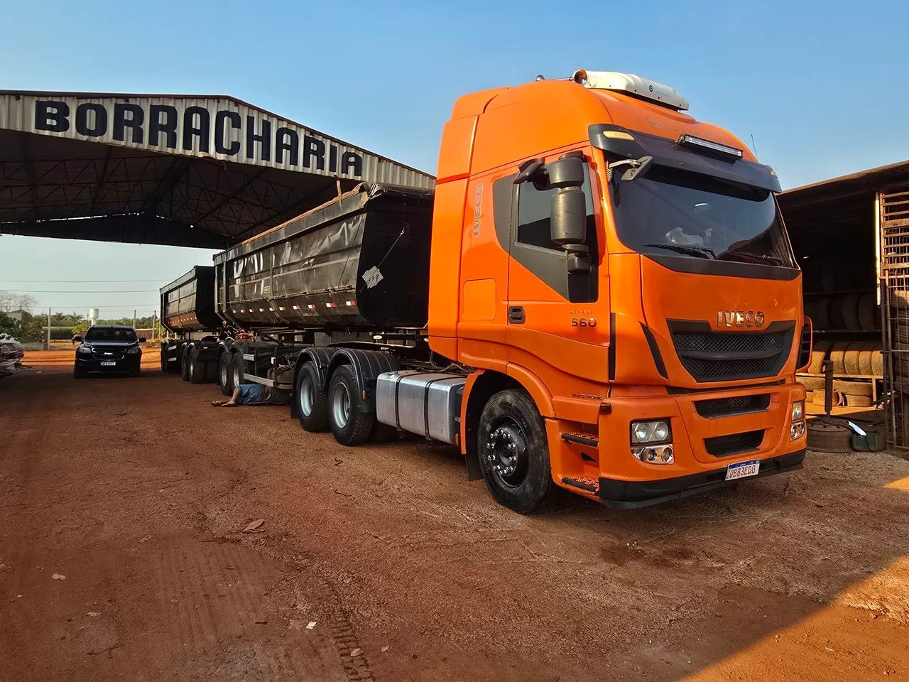 Conjunto iveco hy way, rodocaçamba librelato 
