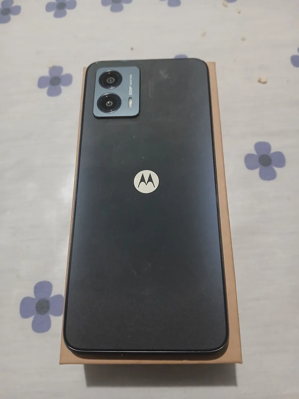 celular motorola moto g53 com nfc,128gb. Tenho caixa nota fiscal, e carregador original..