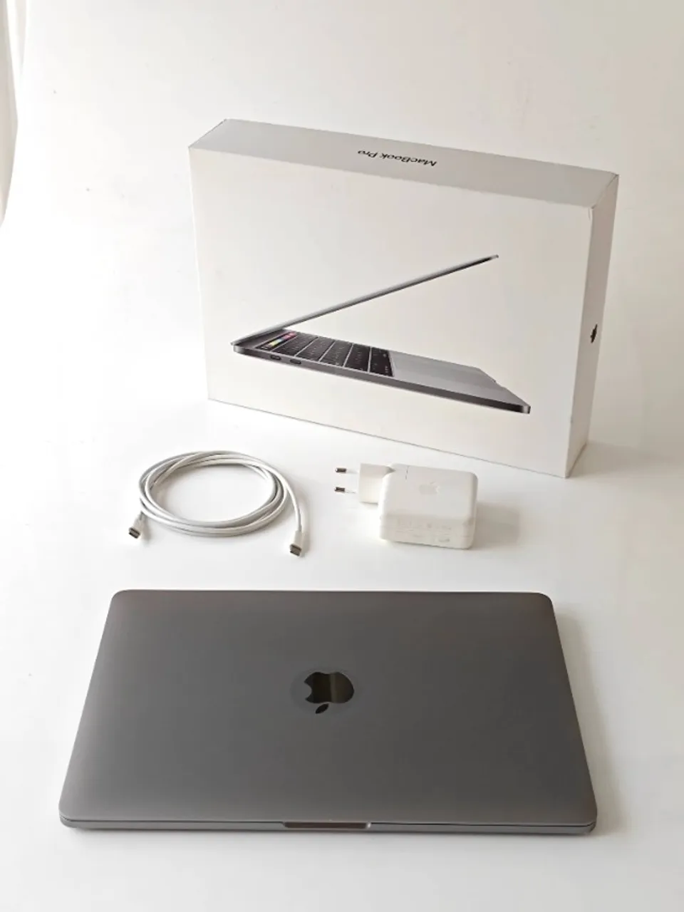 macbook pro 13 2019