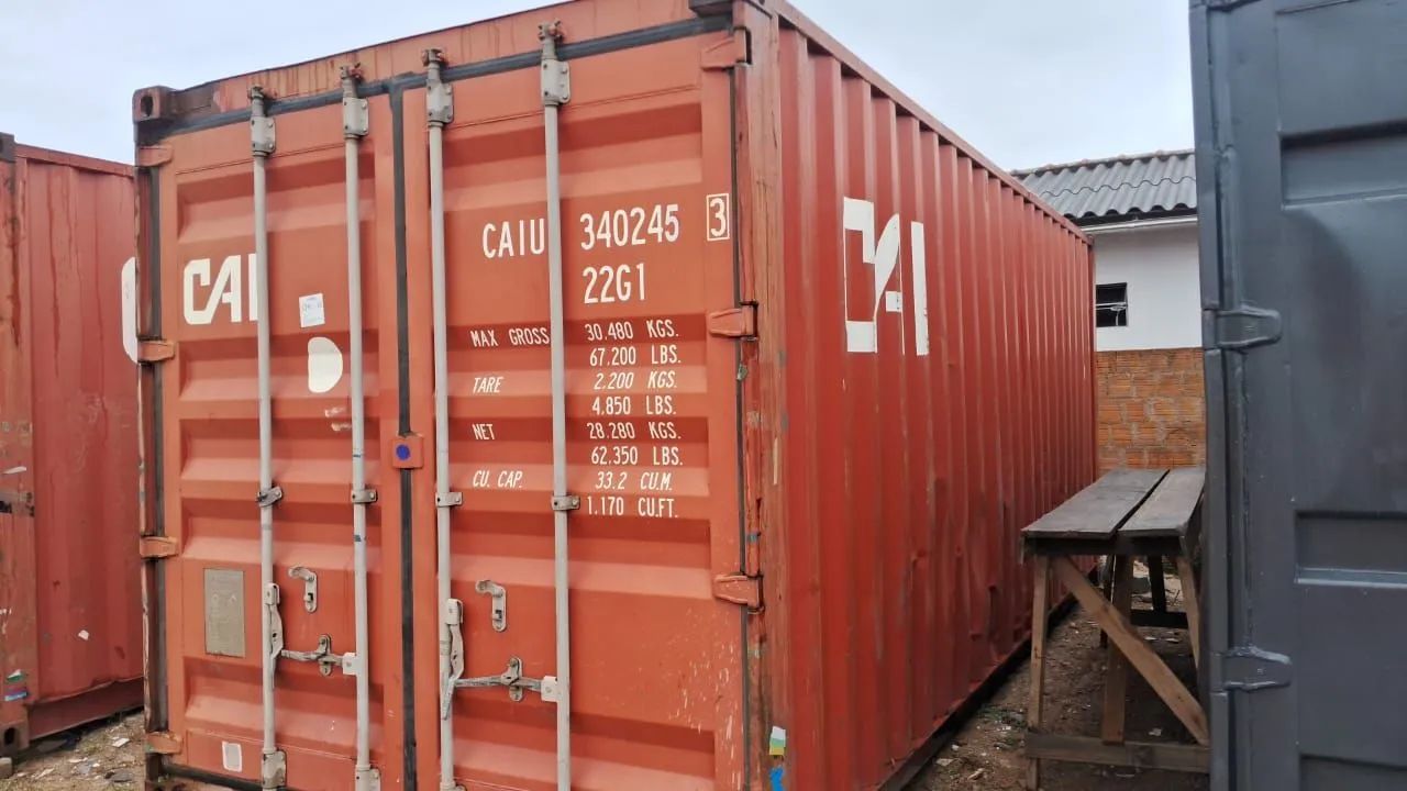 Container 6 metros semi novo