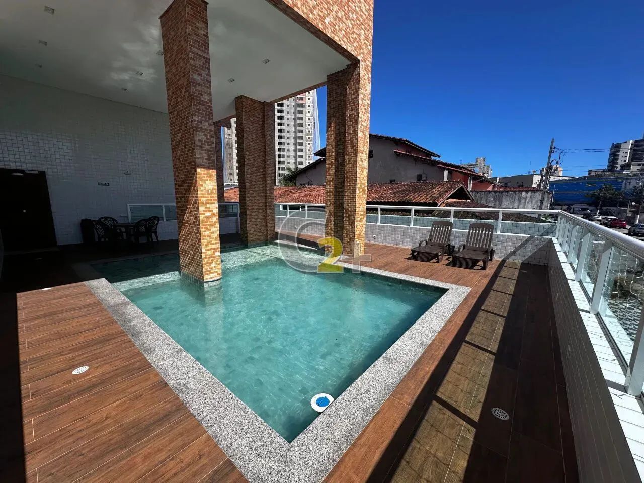 Apartamento à venda na Praia Grande, Guilhermina com 2 quartos, sendo 1 suíte e 1 vaga - Foto 2