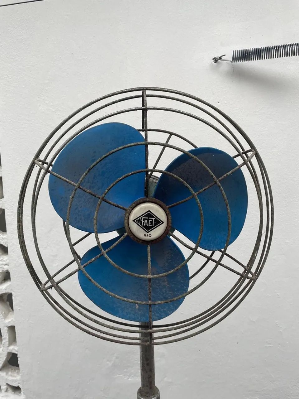 Ventilador FAET antigo de coluna64169260855554120