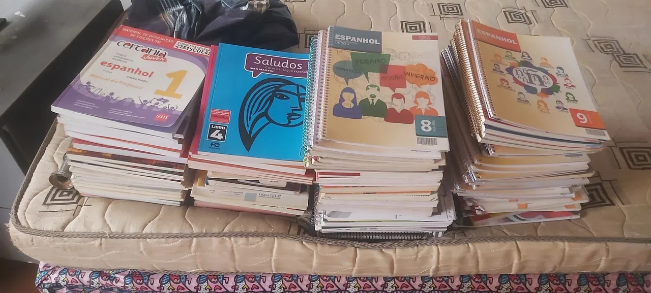 Livros didáticos de espanhol - Ensino Fundamental