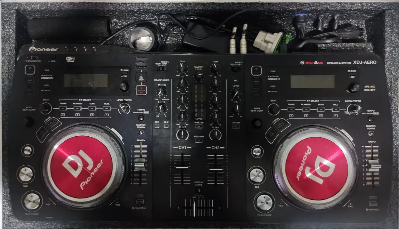 Controladora Pioneer XDJ-AERO