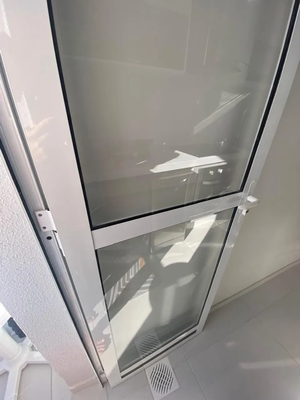 Vendo porta 2,07 de altura e 0,62 de largura