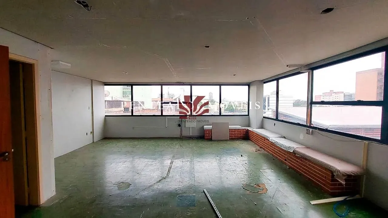 SALAS/CONJUNTOS com 105m² no bairro CENTRO em CANOAS para Alugar