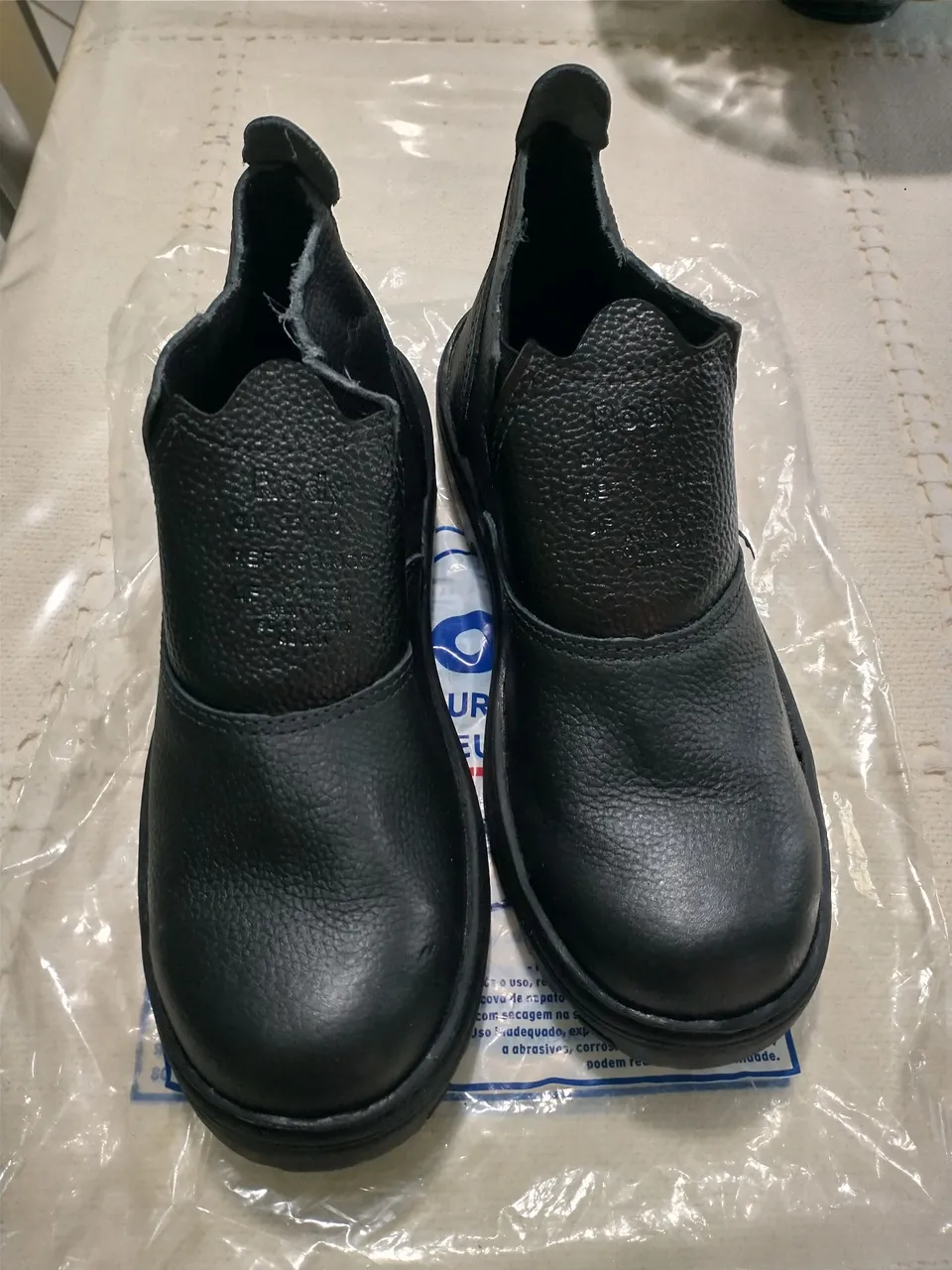 Bota Pretos de Couro
