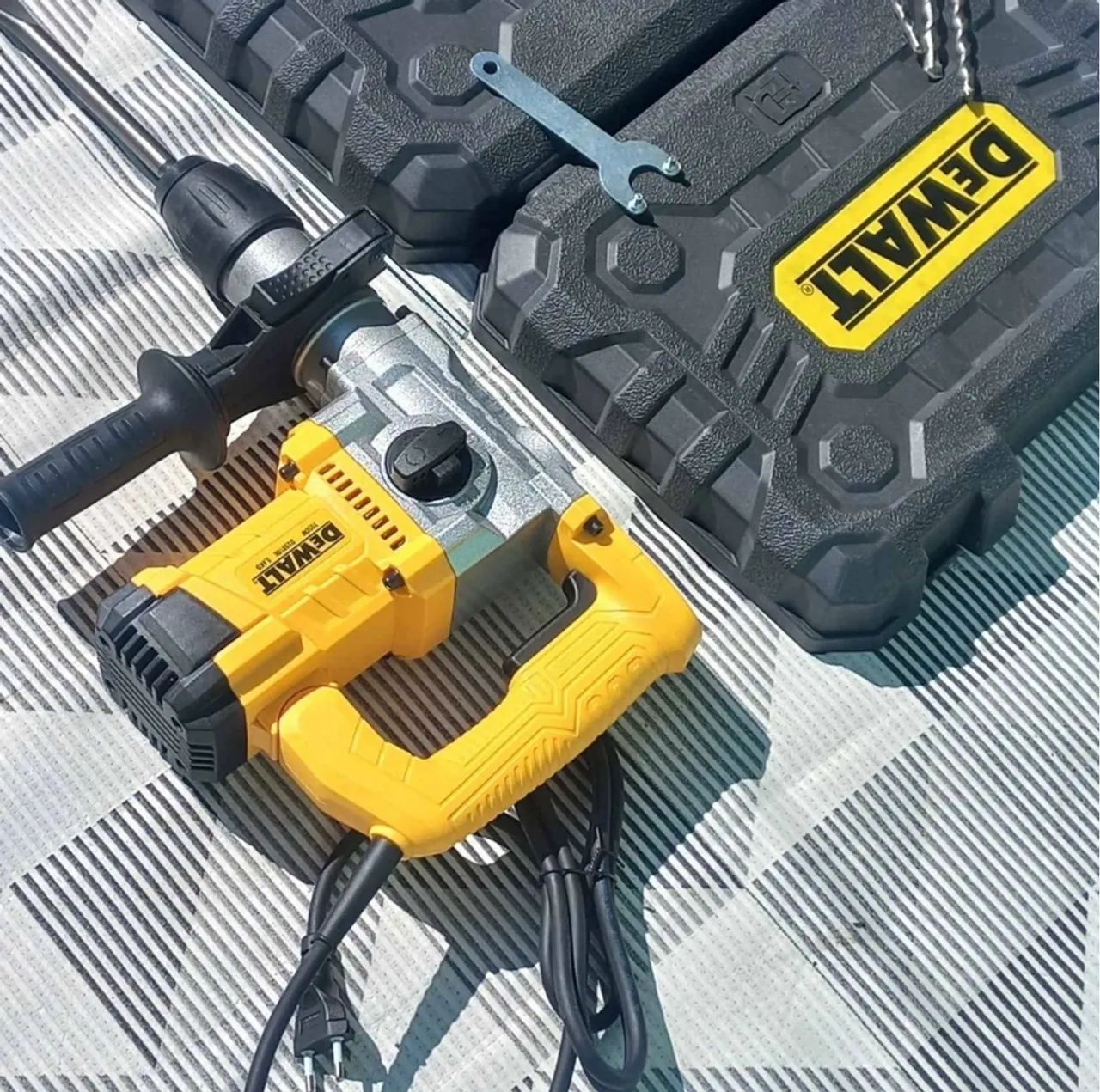 Martelete Dewalt 6kg novo entrego  - Foto 2