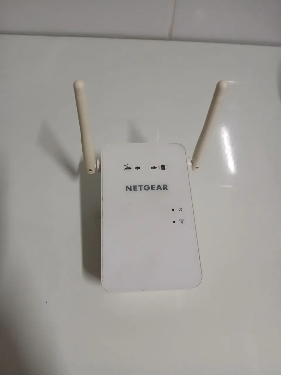 Repetidor de Sinal Wi-Fi Netgear - Alcance Estendido