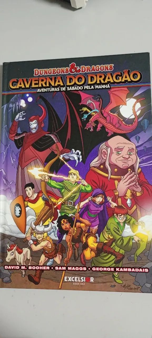 Vendo livro: A Caverna do Dragão 