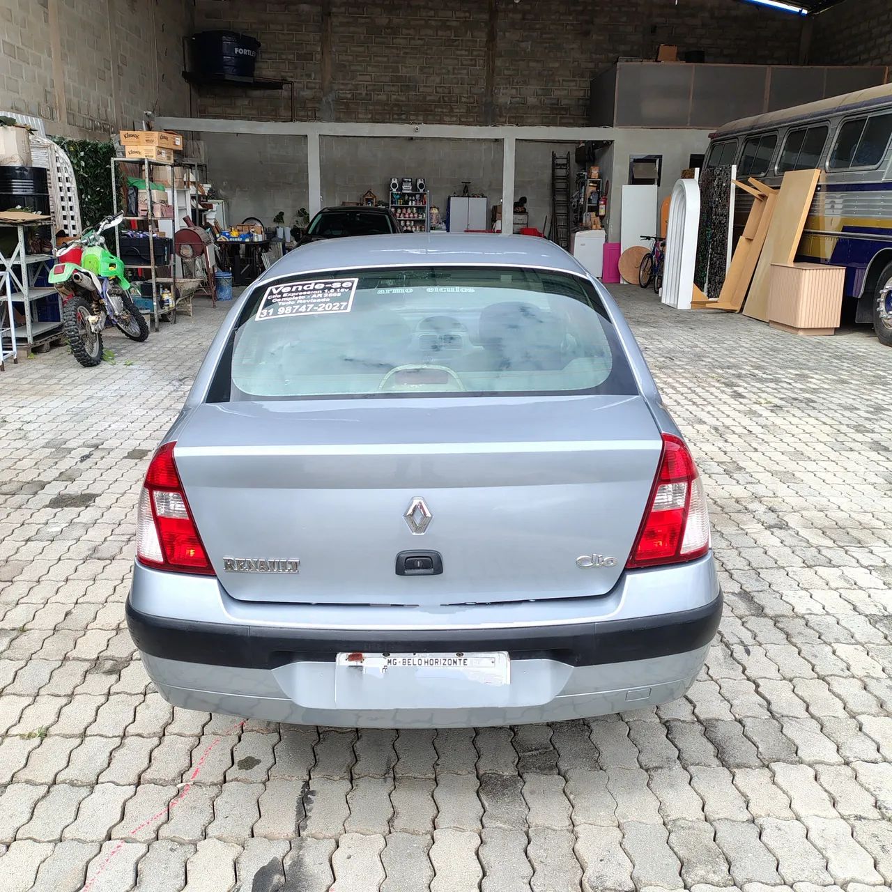RENAULT CLIO SEDAN  - Foto 4