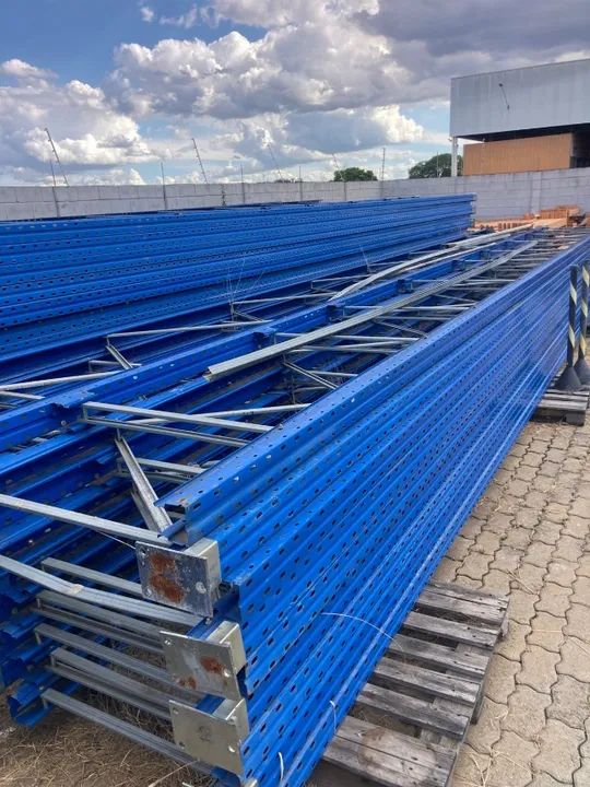 Porta palete bom estado com montante de até 10 metros  - Foto 3