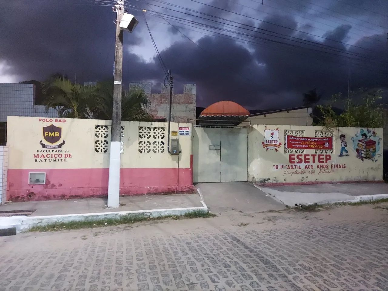 Excelente imóvel comercial de 876,75  metros quadrados em Ótima localização para venda