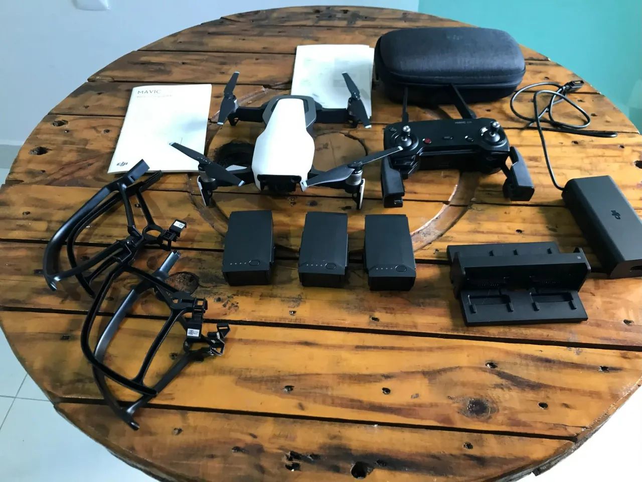 Drone Dji Mavic Air Fly More Combo Com Câmera 4k 3 Baterias - Foto 2