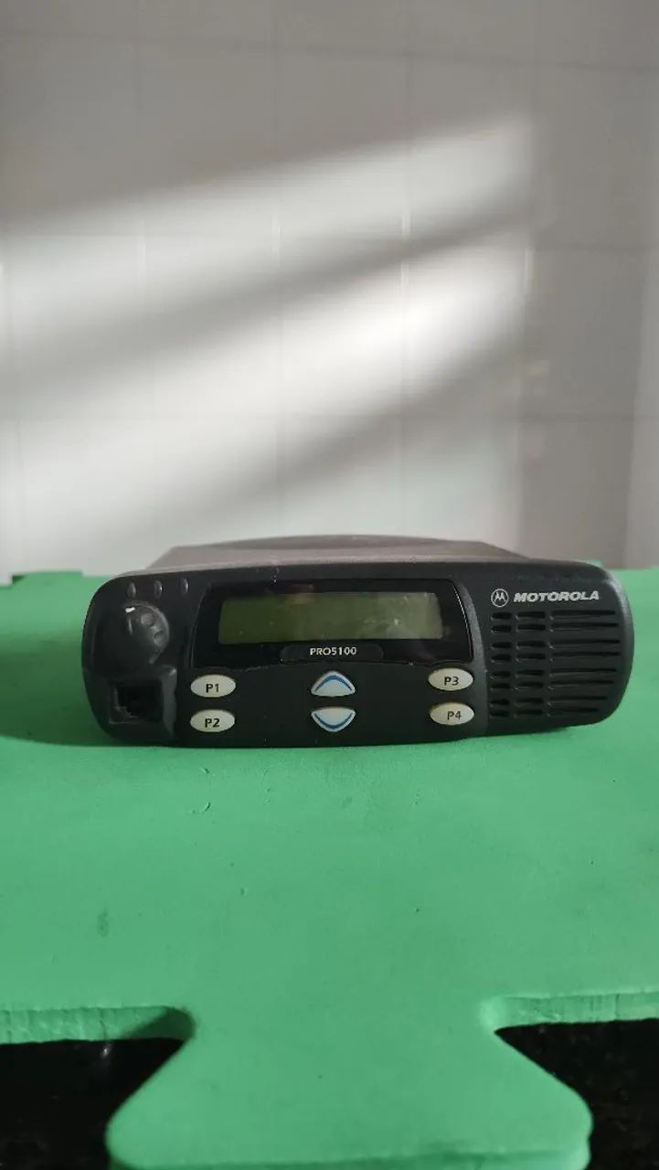01 Rádios móvel Motorola PRO5100 VHF - Foto 4