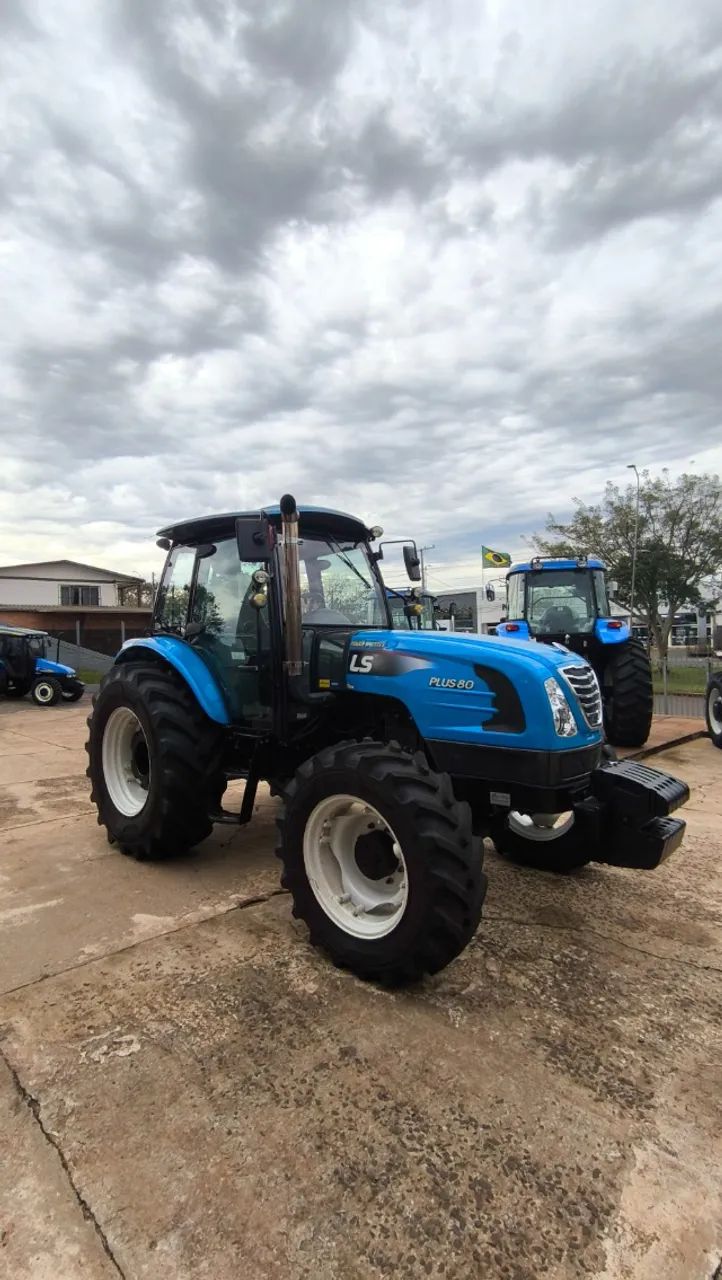 TRATOR AGRÍCOLA USADO LS PLUS 80 - ANO 2023