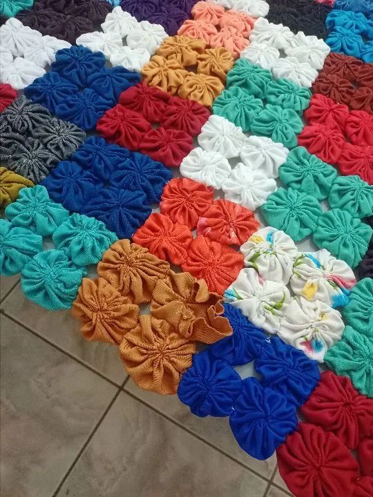 Colcha Casal Artesanato Feita de Fuxico - Foto 5