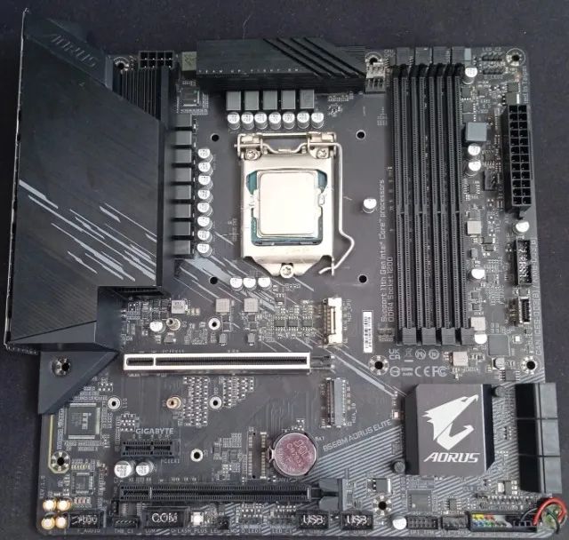 Kit insano Placa Mãe B560M AORUS ELITE + i5 11° Geração 6 Núcleos 12 Threads +16GB memória