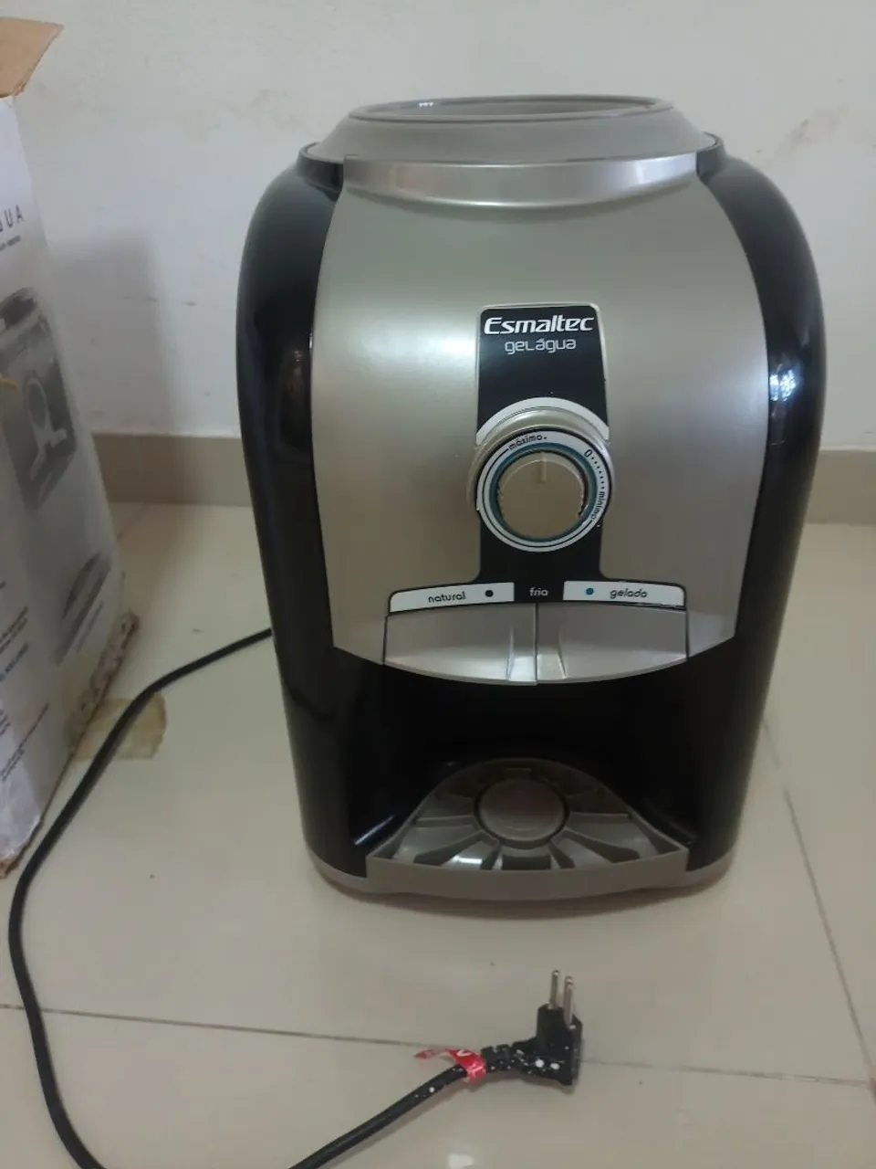 Bebedouro de Água Esmaltec