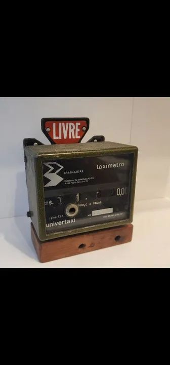 Taxímetro antigo Univertaxi Brasilcotax