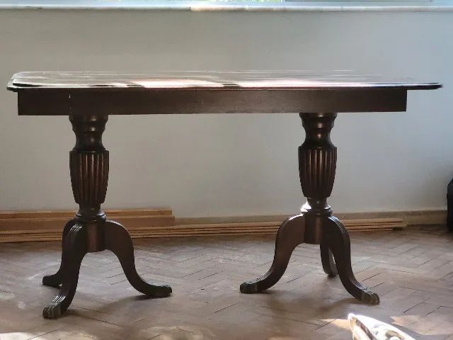 Mesa de jantar antiga em madeira maciça - Foto 2