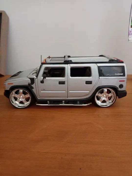 miniatura Hummer Jada 1/24
