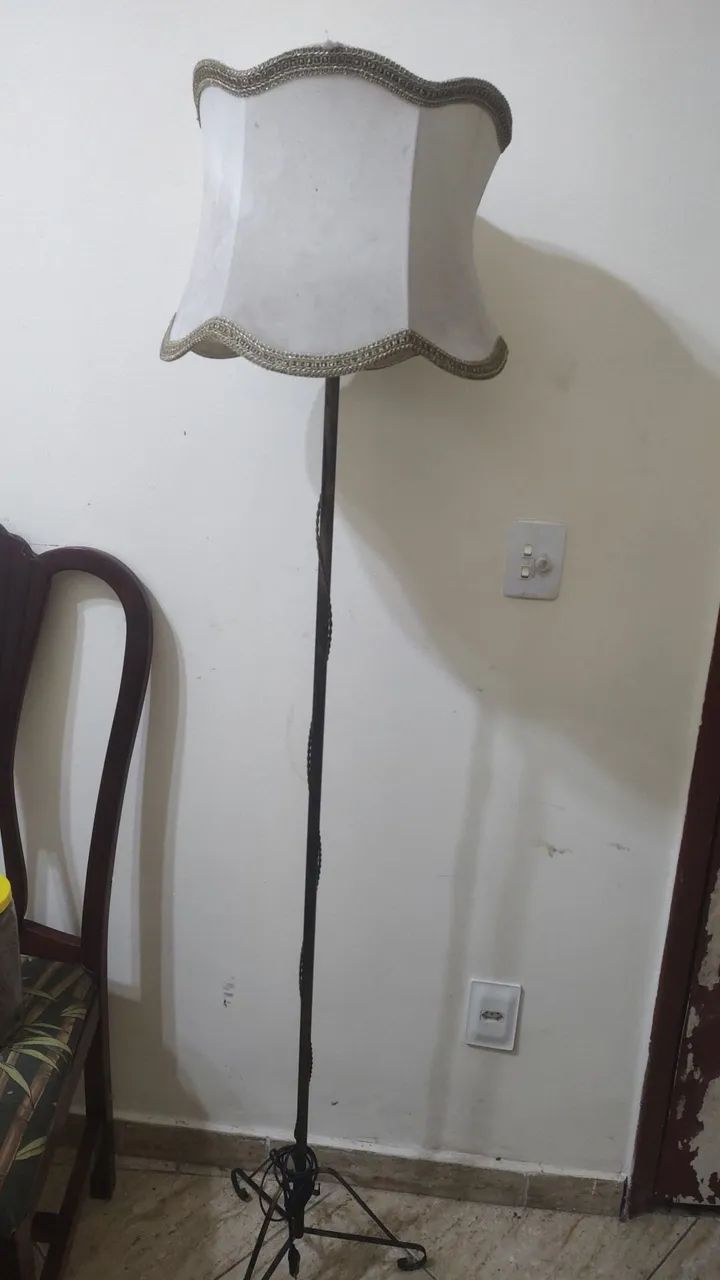 Abajur de pé  - Foto 2
