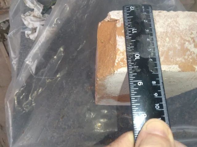 TIJOLO DE DEMOLIÇÃO64840790489345123