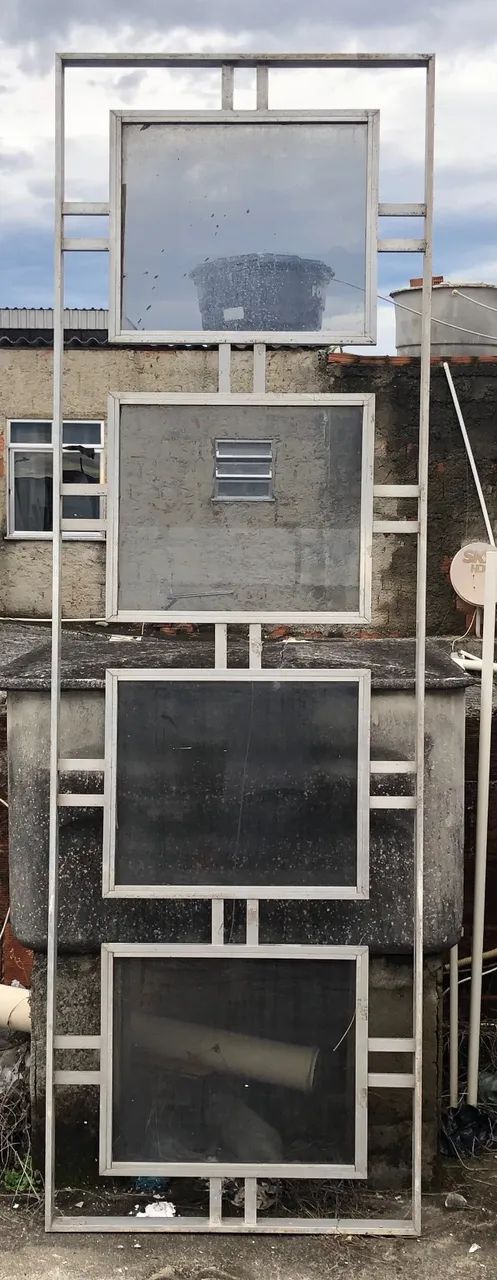 Segura corpo / vitral em aluminio - Foto 2