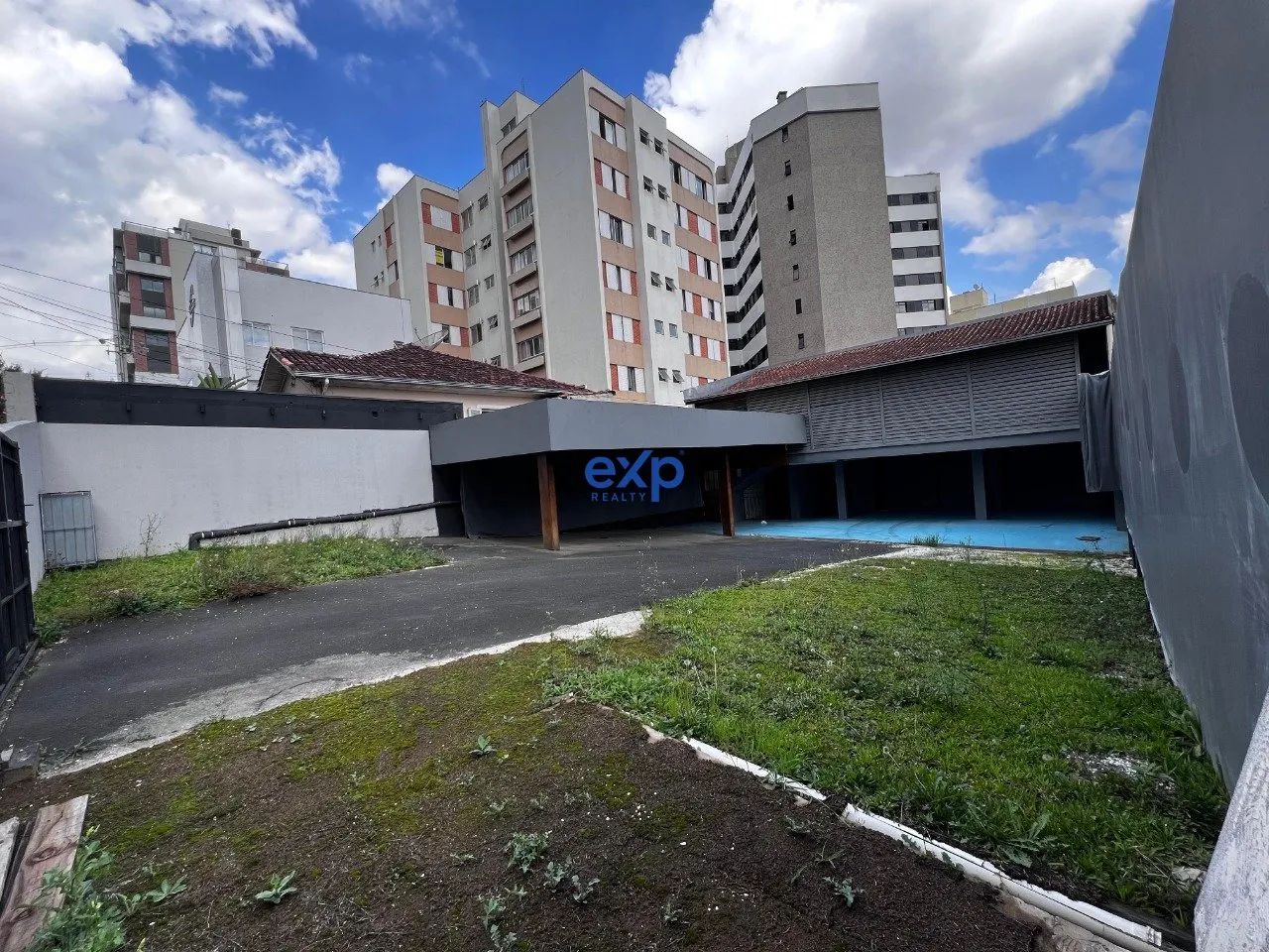 TERRENO ZR4.1Zona Residencial 4 14x25= 350m2