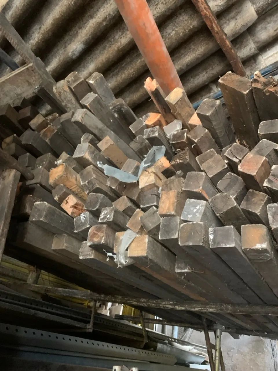 Caibro 6x5 centímetros Bruto Caibro com 3 metros de comprimento  - Foto 3