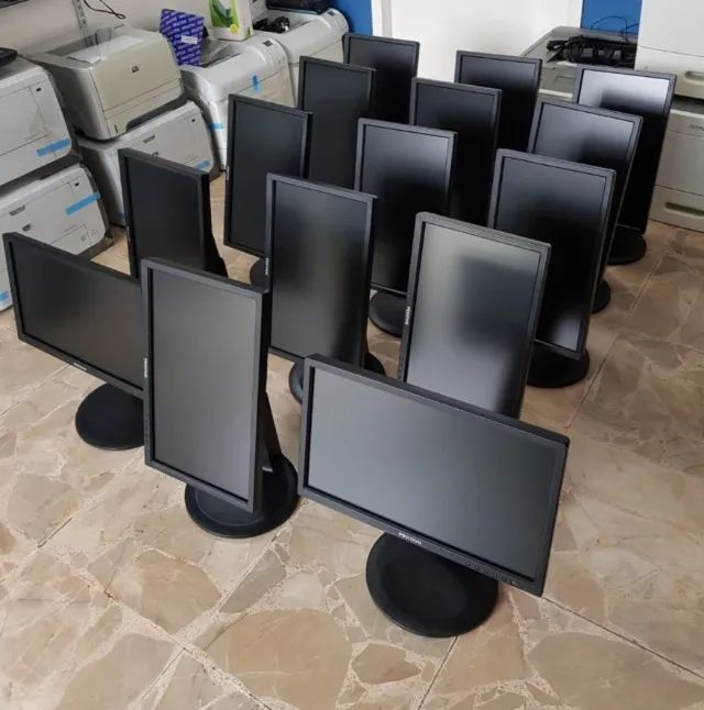 Monitor 19" vira na vertical e horizontal regulagem de altura - Foto 4
