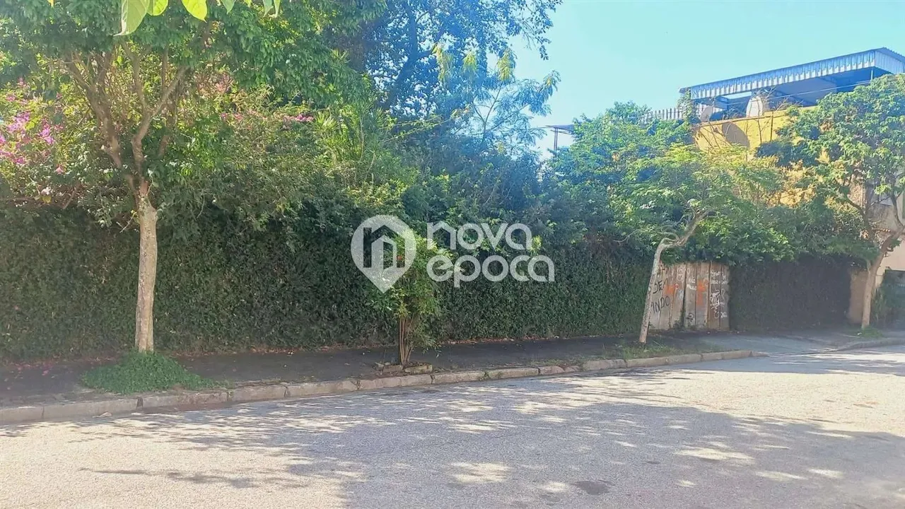 Cascadura | Terreno