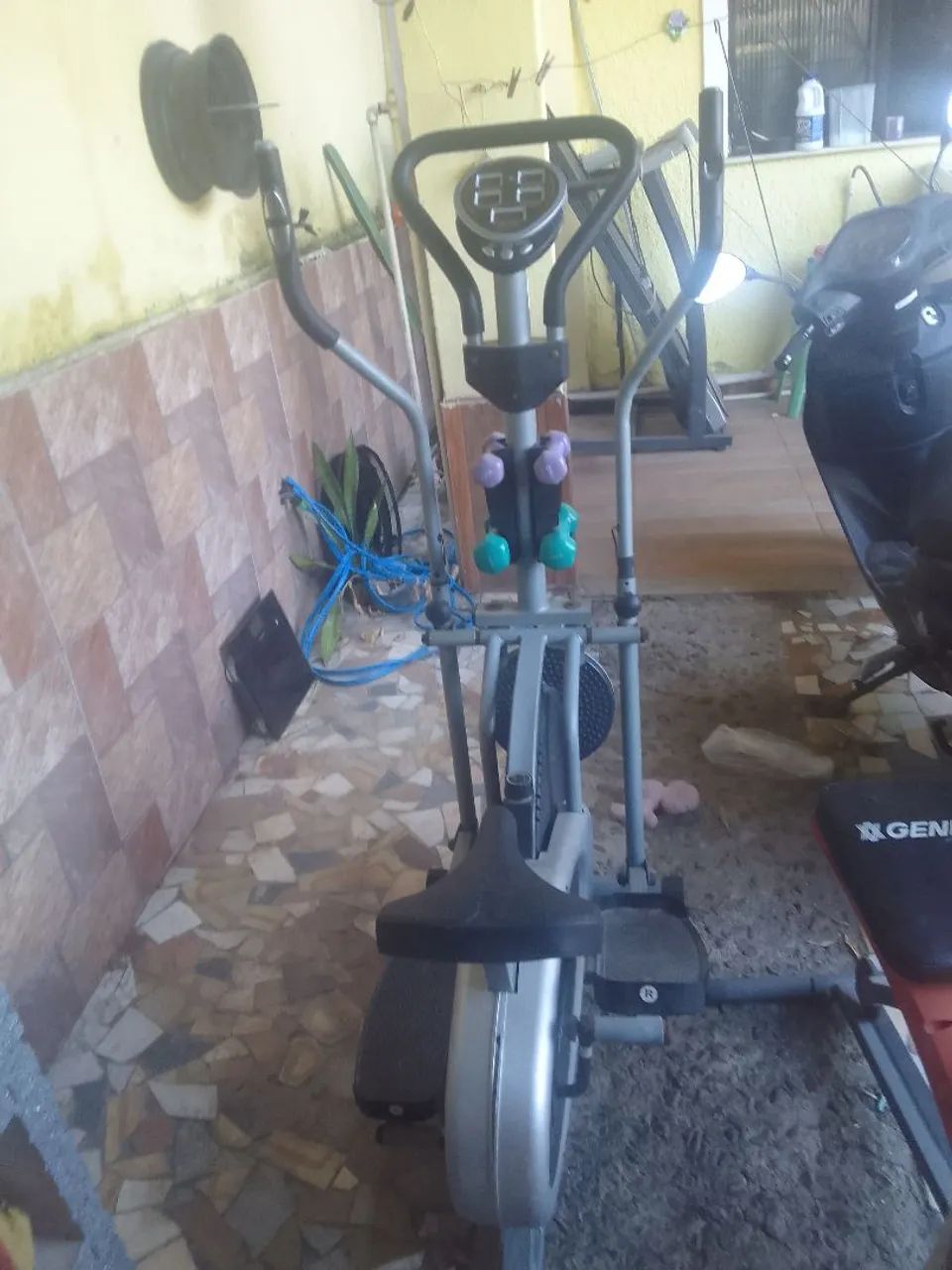 Bicicleta Ergométrica - Exercícios em casa