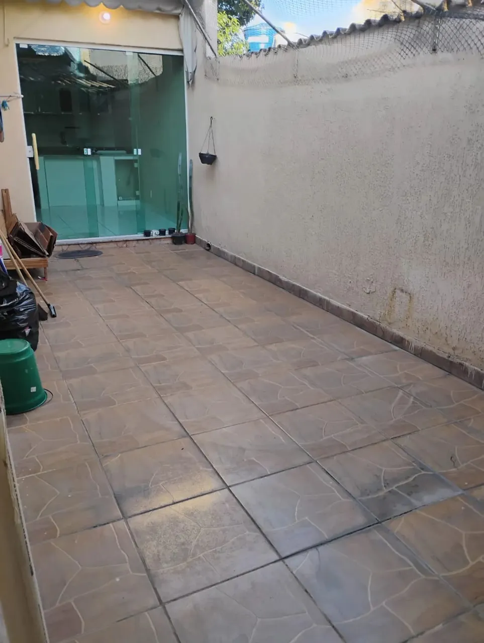 IVS IMOBILIARIA ALUGA CASA EM BANGU