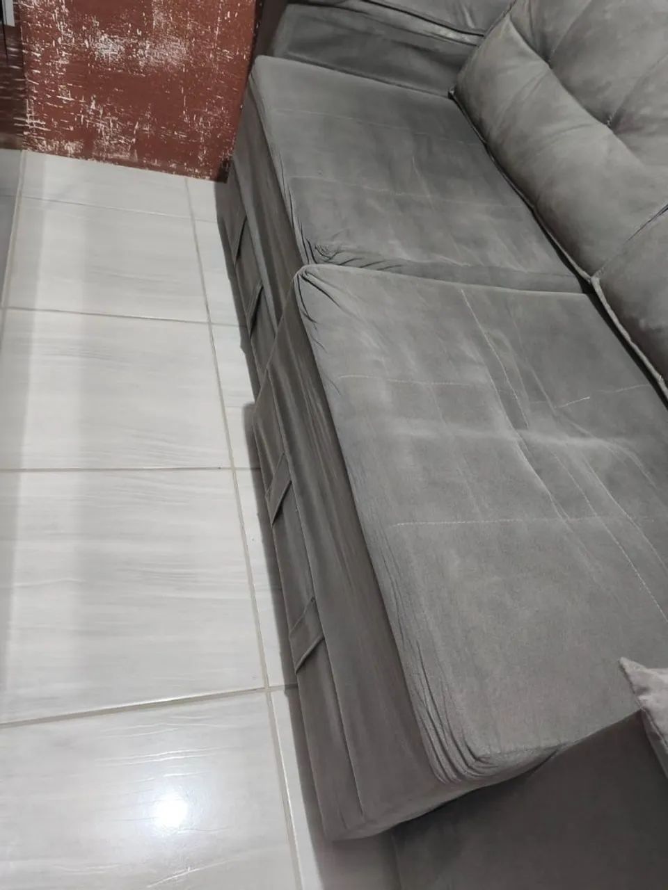 Sofá usado retrátil e reclinável 64529926359041122