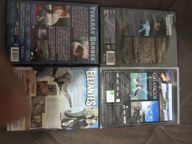 4 DVDs Quando os Dinossauros Reinavam na Terra. - Galápagos. - Elefantes. - Tubarão Branco - Foto 3
