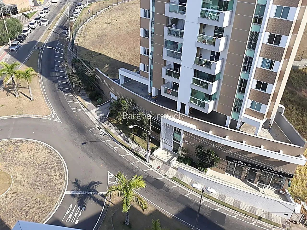 Studio mobiliado à venda no Condomínio Top Life no Estrela Sul em Juiz de Fora