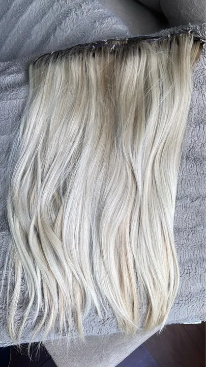 Mega hair Tic Tac