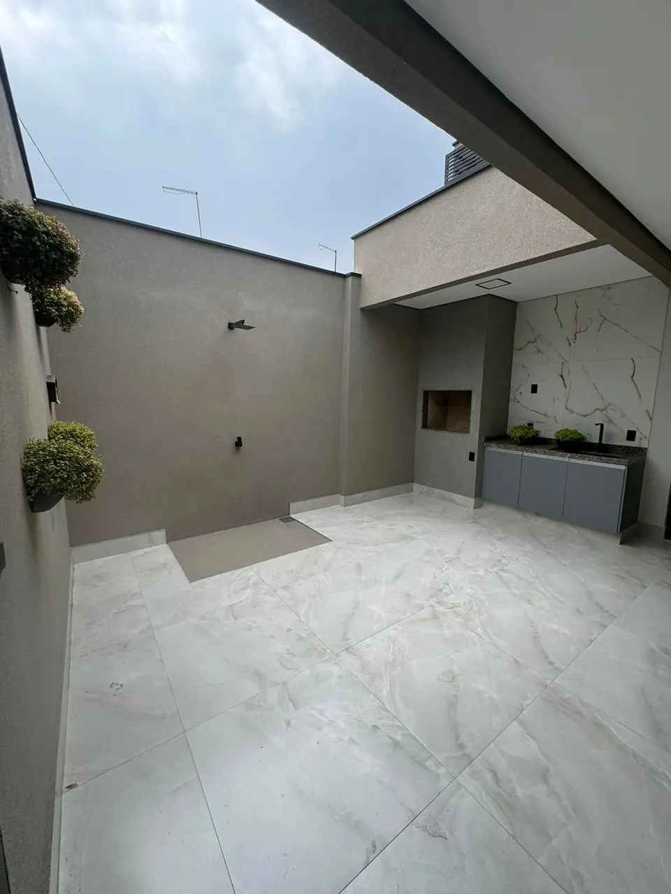 Excelente Casa Alto Padrão! 03 Quartos, 03 Suítes, Laje, Financia, 150M2 Na Qr 604 - Sama