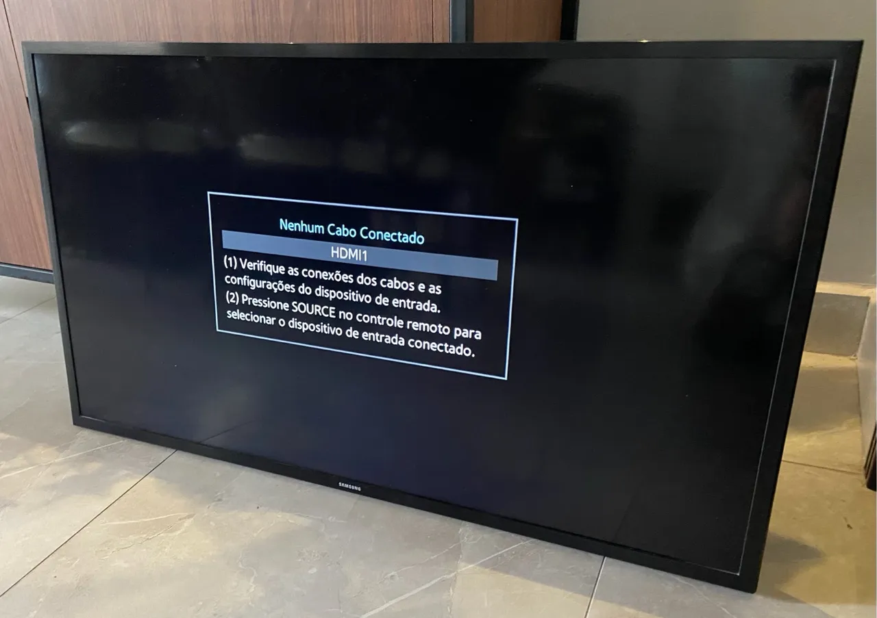 Smart TV LED 40 Polegadas Samsung Full HD Conversor TV Digital 2 HDMI 1 USB WiFi - Usada