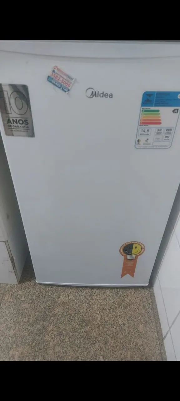 Frigobar Midea