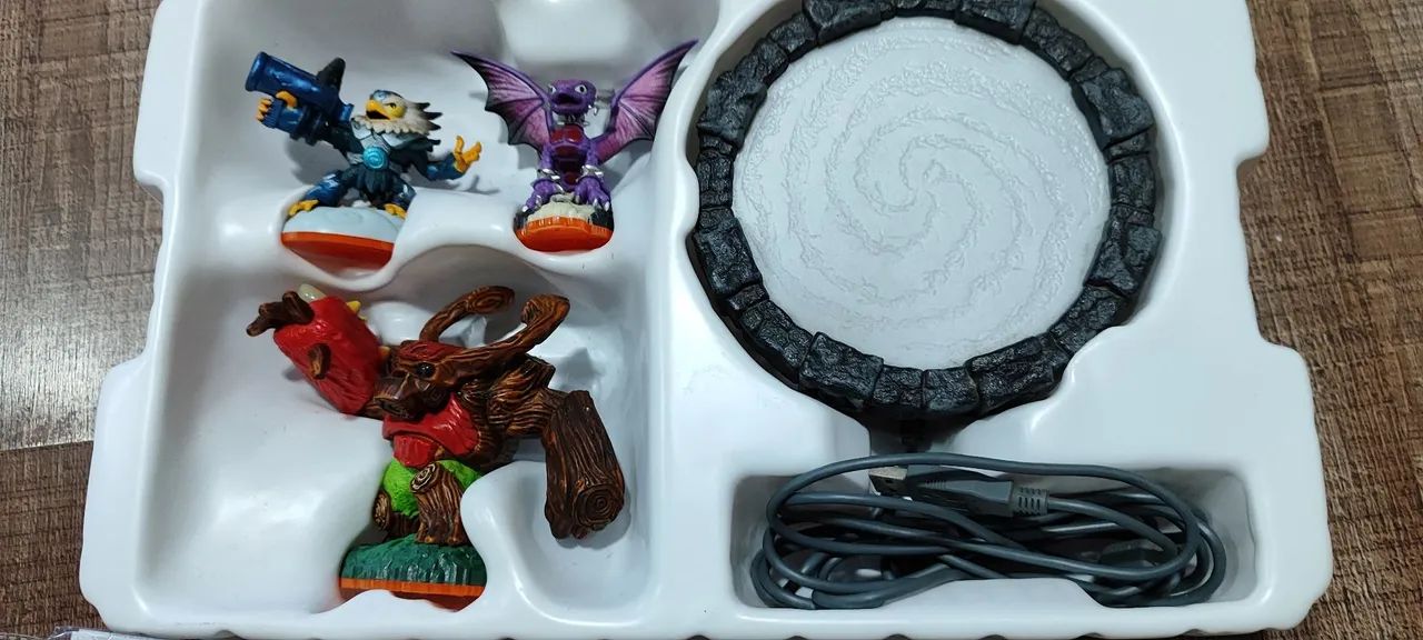 Skylanders Giants - Pacote Inicial - PS3 (USADO) - Foto 3