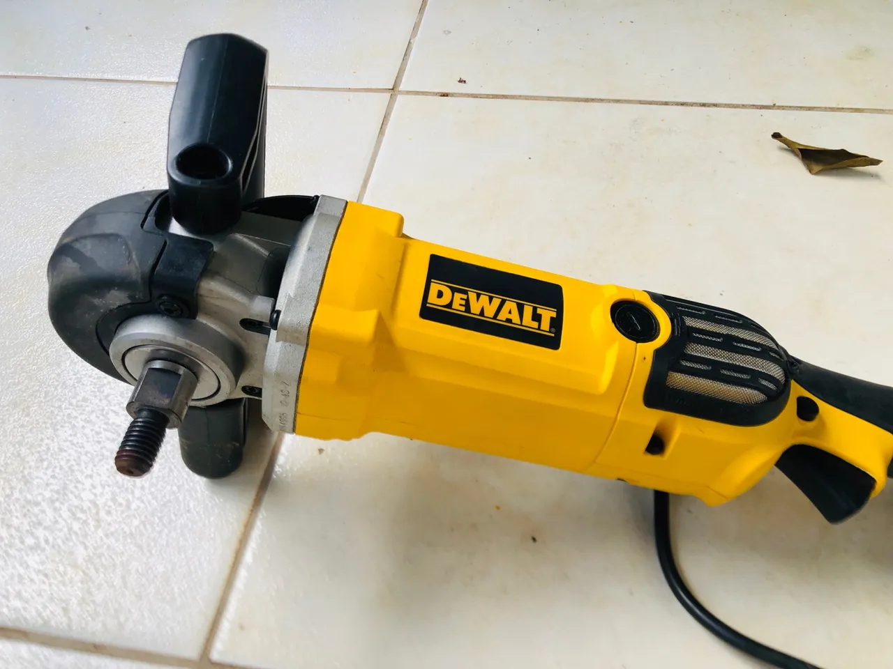 Lixadeira/Politriz 7-9m 1250W| 220V (DWP849XB2)